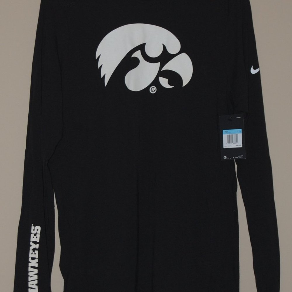 Nike Dry-fit Long sleeve shirt